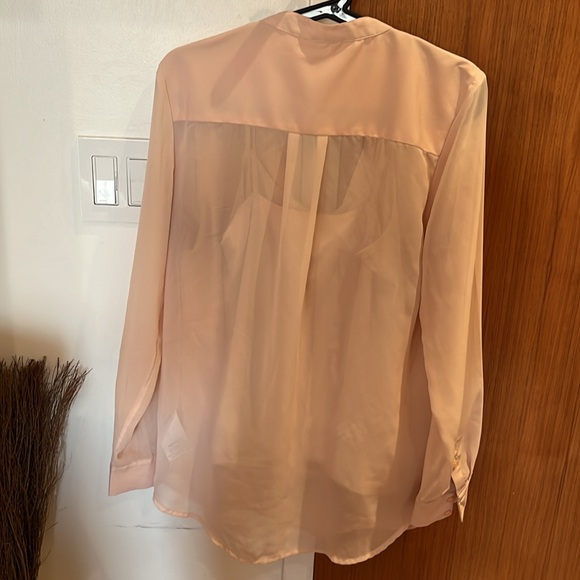 🤍🤍 Banana republic shirt - Picture 3 of 7